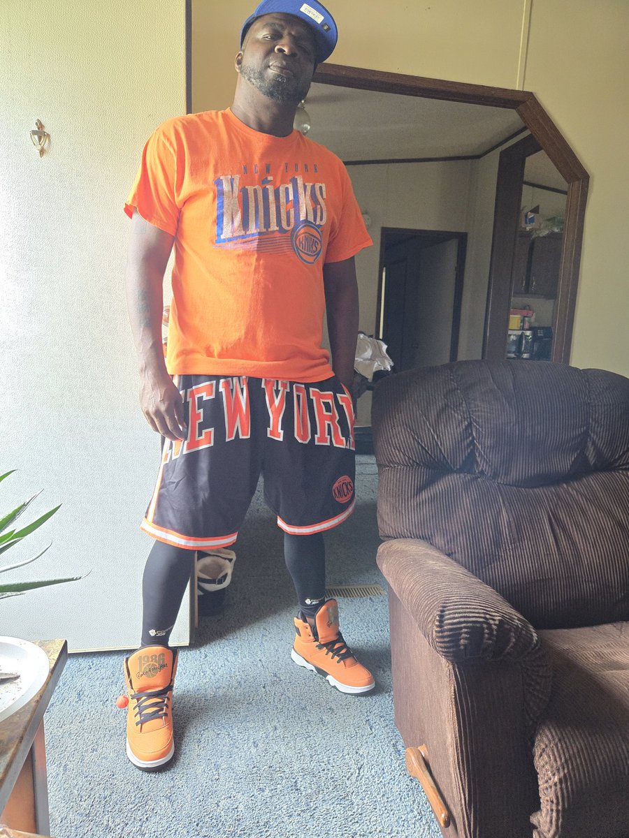shamemphis's tweet photo. @CPTheFanchise @Traticaster101 @JDSportsTalkNY @KFTV let's go https://t.co/60bDsliZQf