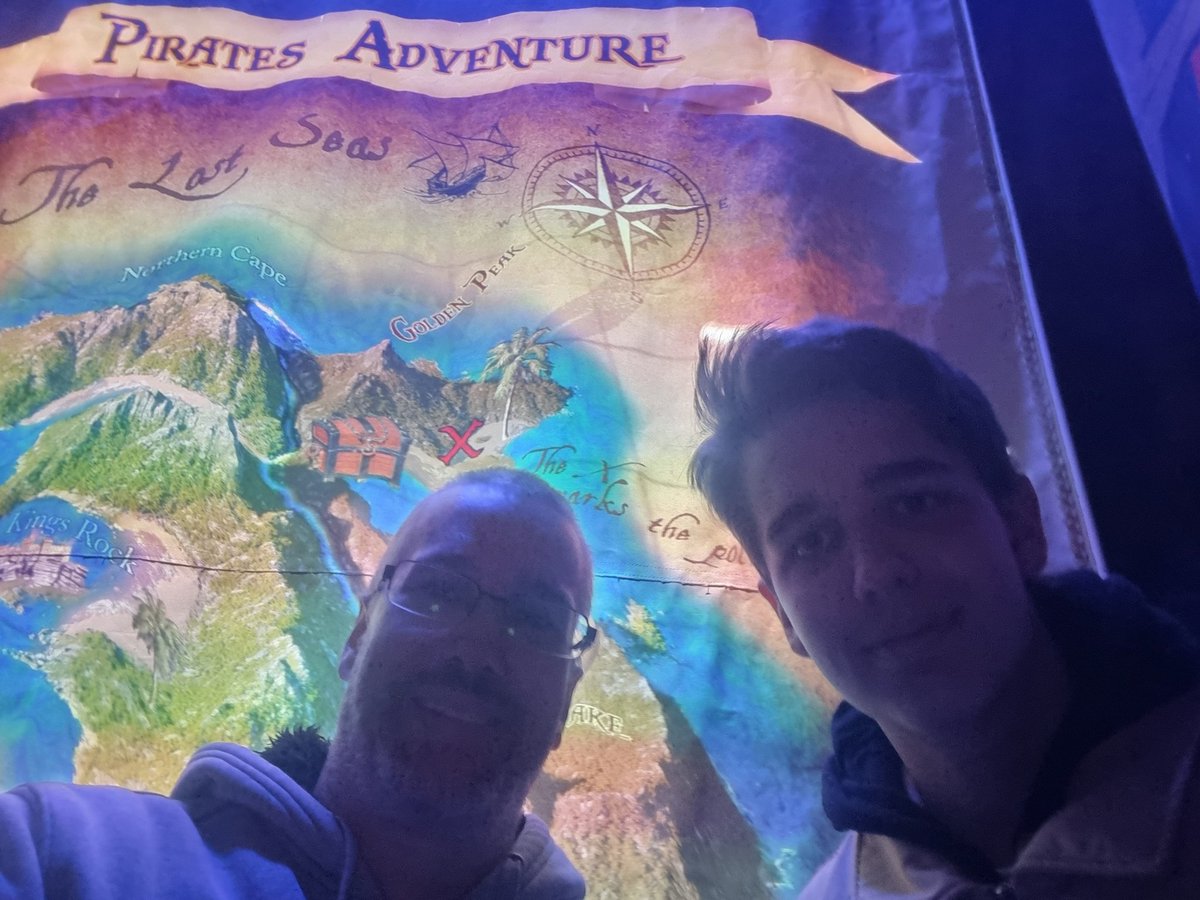 alexeffler's tweet photo. #piratesadventure #landshut #frühjahrsdult https://t.co/D8teYivWKe