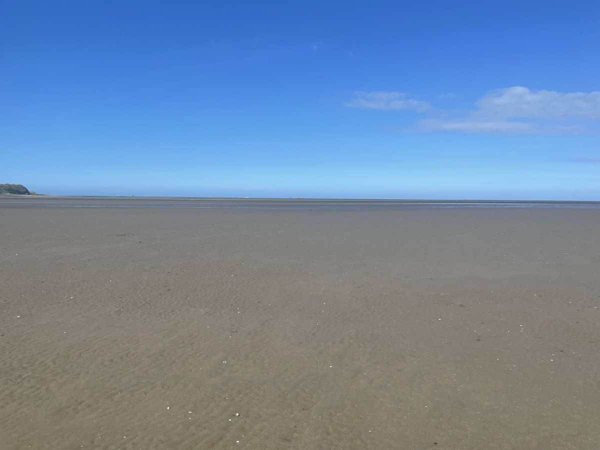 Y llanw allan / The tide is out
#Pentraeth #TraethGoch #Llanddona #YnysMon #Anglesey