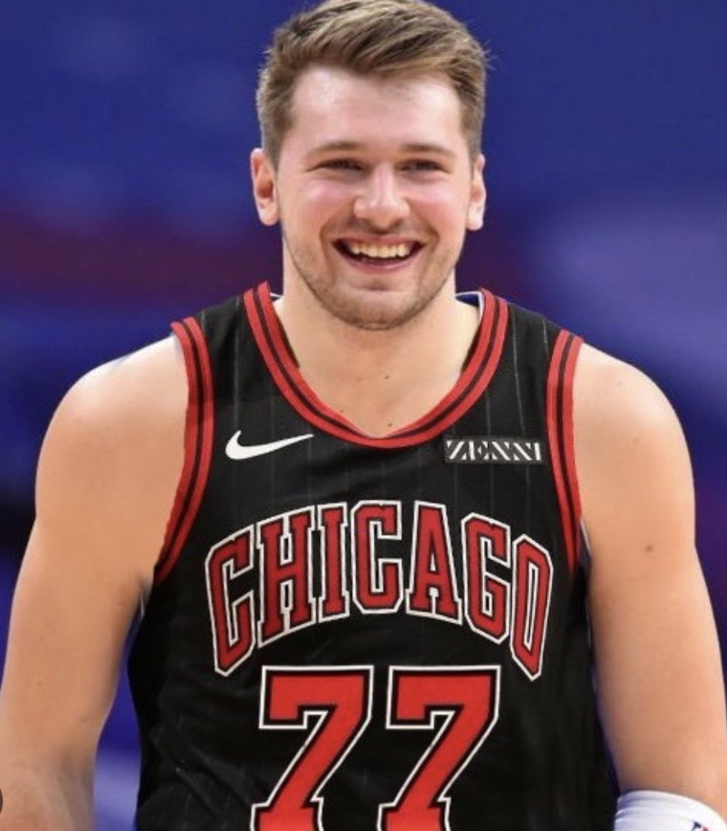 🚨 OFFSEASON TRADE IDEA 🚨🚨 The #Mavs Trade: Luka Doncic The #Bulls Trade: Zach LaVine, Nikola Vucevic, Portillo’s Franchise, deep dish style pizza, and the naming rights for the Willis (Sears) Tower.