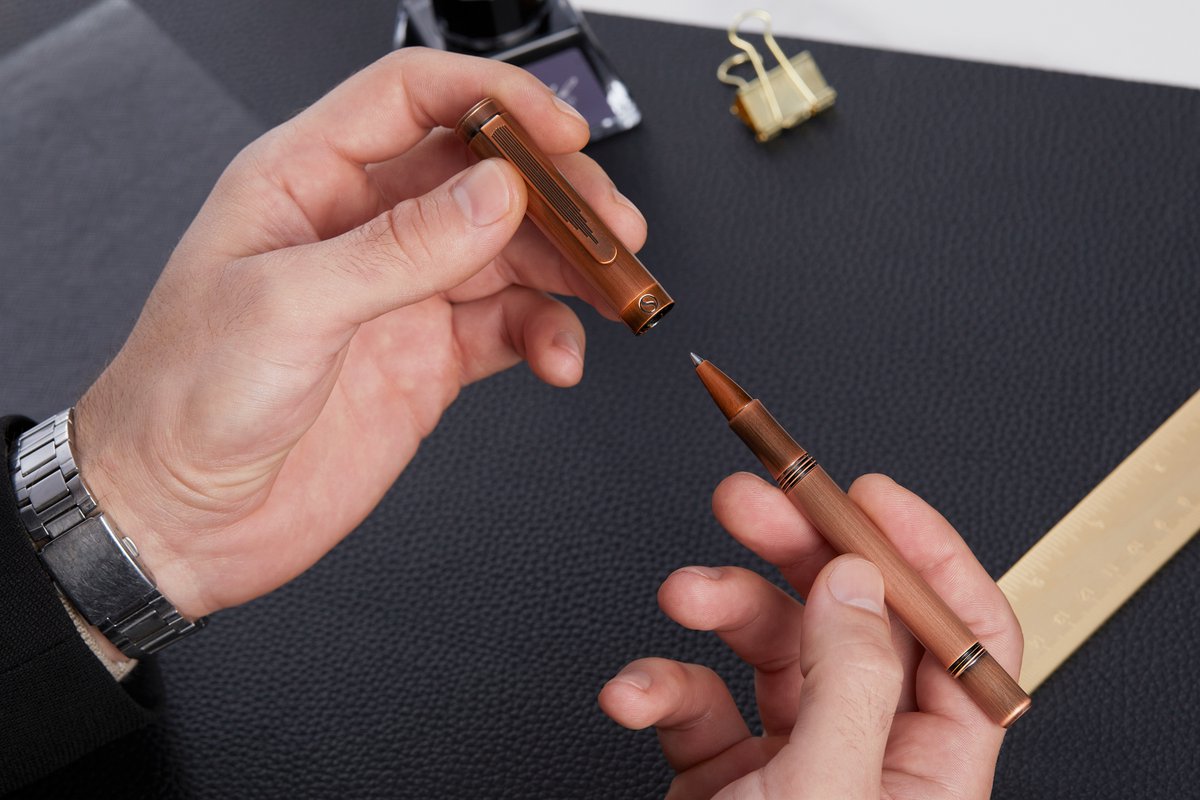 scriveiner's tweet photo. When you're in the mood for something special, this pen is for you 🖊️

✨The Scriveiner EDC Copper Pen is crafted from solid brass and finished with a captivating copper sheen.

#EverydayCarry #edccommunity #edcpen #scriveinerEDC #UK https://t.co/Rngutvmcn2