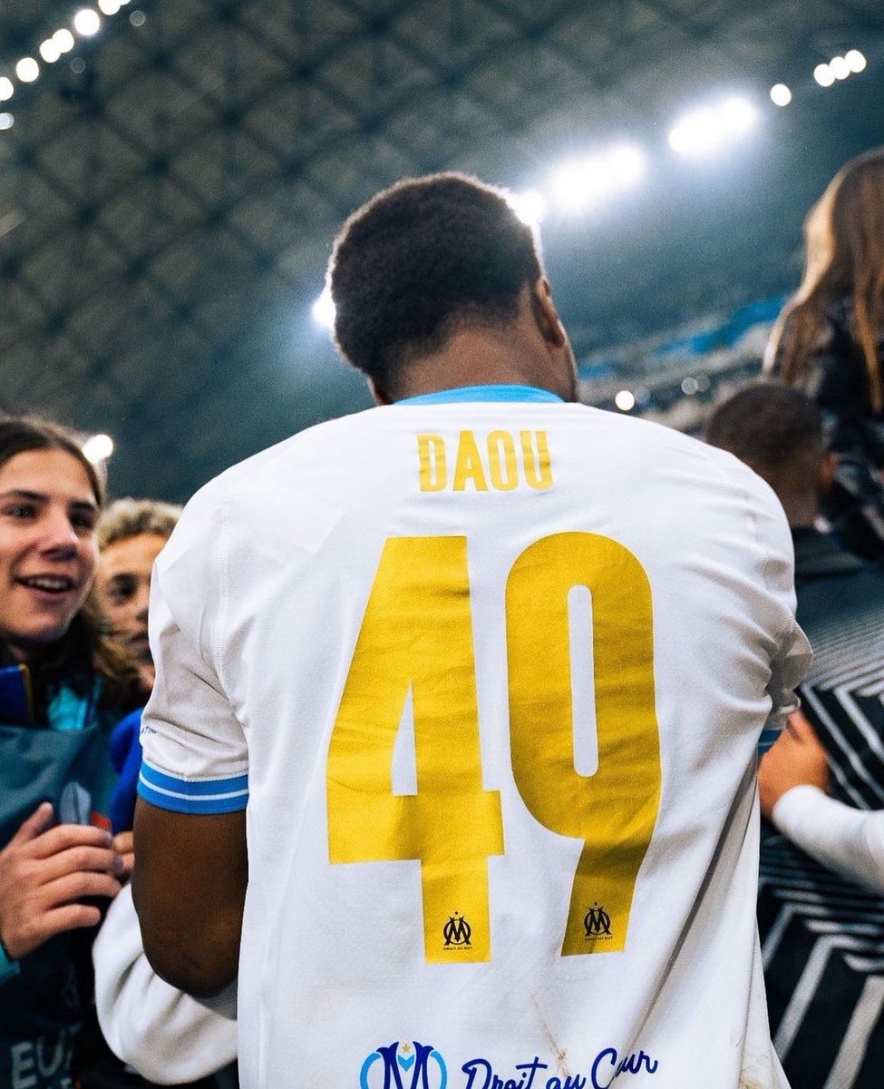NilsStrpn's tweet photo. [ANALYSE 📹]

Pas rentré dans un contexte facile, 𝗥𝗮𝗶𝗺𝗮𝗻𝗲 𝗗𝗮𝗼𝘂 a pourtant proposé une belle performance pour une première sous le maillot phocéen

Analyse vidéo détaillée des 20 minutes disputées par le jeunes comoriens contre Benfica en ¼ de finale d'EL https://t.co/cXtRENdxwB