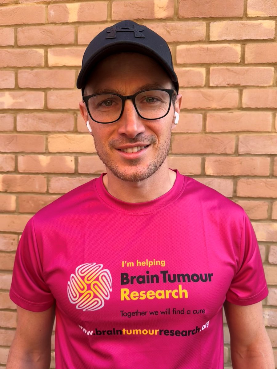 Edward joins his sister, Emma, & brother, Chris, for the @LondonMarathon tomorrow, following Edward’s diagnosis with a oligodendroglioma. Also preparing for the race is Karen, in memory of her husband Renzo who died of a glioblastoma (GBM). Read more ➡️ bit.ly/3Q9qpv6