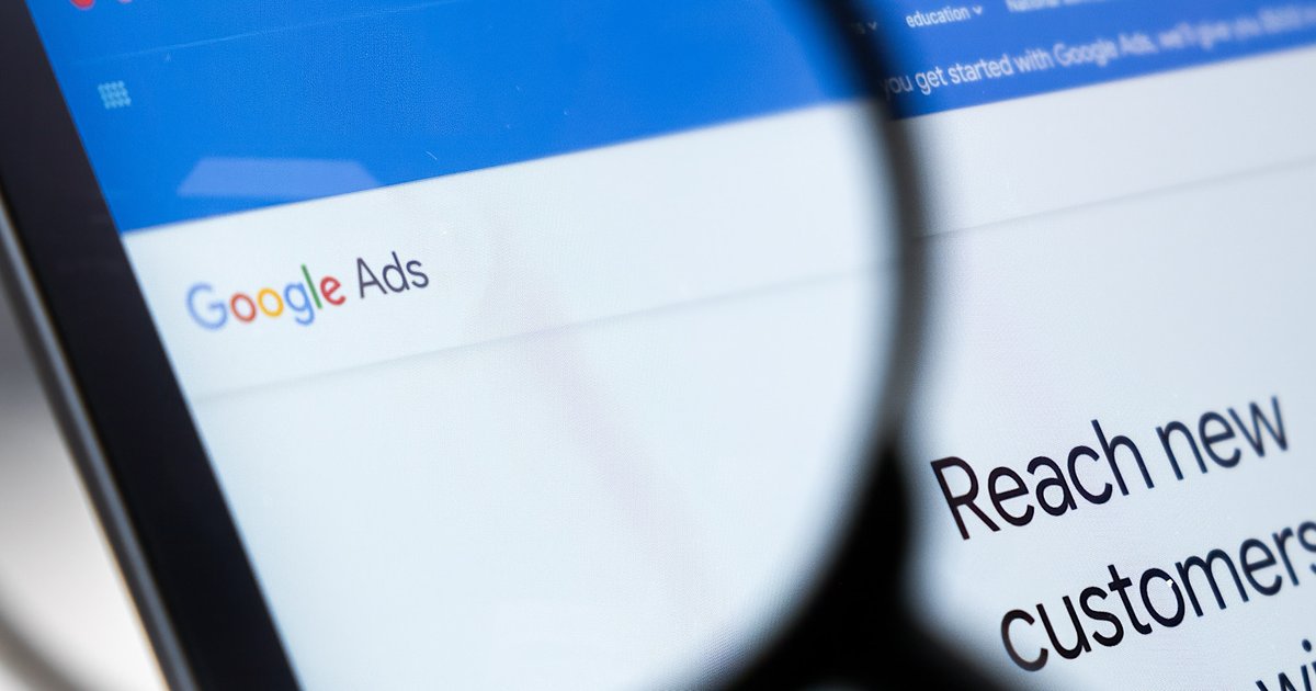 Google is set to stop serving ad customizers for text ads and dynamic search ads, pushing marketers to responsive search ads.
bit.ly/49JN9Zy 
#googleads #googlenews #searchmarketing #adstrategy