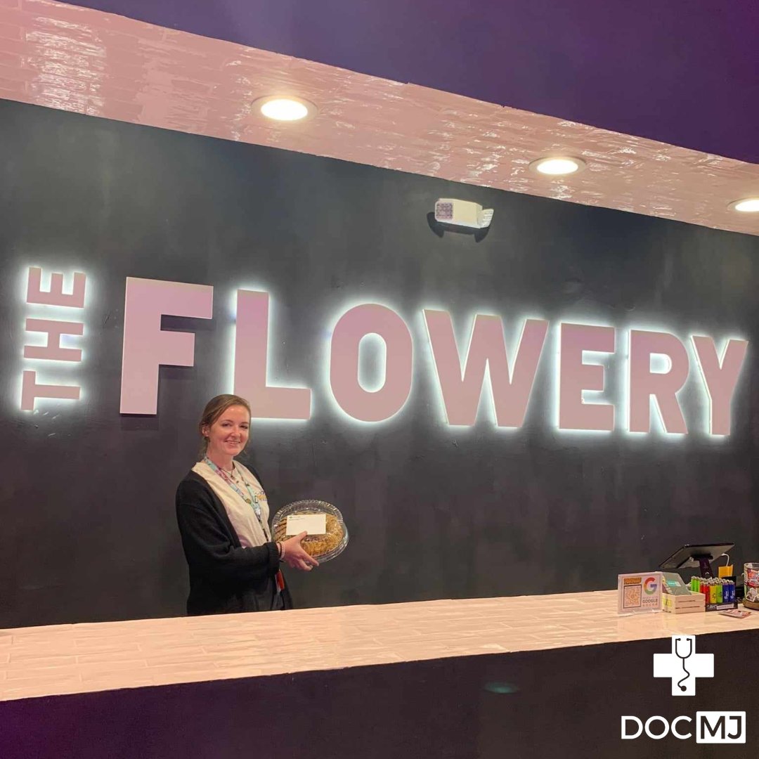 DocMJPatients's tweet photo. Making sure our Tallahassee dispensary pals know they're the real MVPs of 4/20! Cheers to spreading joy with every cookie drop-off! ๐๐ฟ
@vidacannflorida, @thefloweryfl, @fluentcannabis, @insaflorida
#CookieDelivery #DispensaryHeroes #420 https://t.co/VsAVNxXHeE