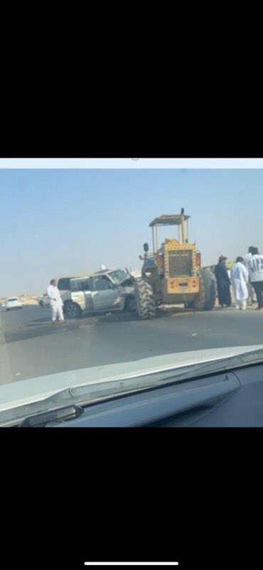 SAK_2030's tweet photo. طريق خطر خاصة في وقت الليل لعدم وجود إنارة في الطريق.
الطريق يربط بين طريق ديراب وطريق مكة ومشروع القدية وحدائق الملك عبدالله. #شارع_اجياد_بضاحيه_نمار https://t.co/i0w0cHs9UZ
