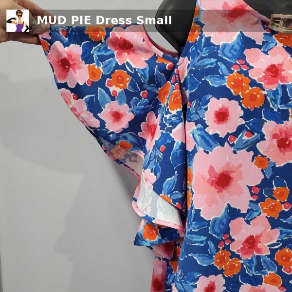 Bloom in style with the MUD PIE Dress Small! Its open shoulder ruffle sleeves and floral print are perfect for any occasion. Snag it for just $19.99 before it's gone! 🌸💙 #ACTIVE #ConsignmentCat #Dress #MUDPIE #Pink/Blue #Small #Used shortlink.store/w74nog54k4fe