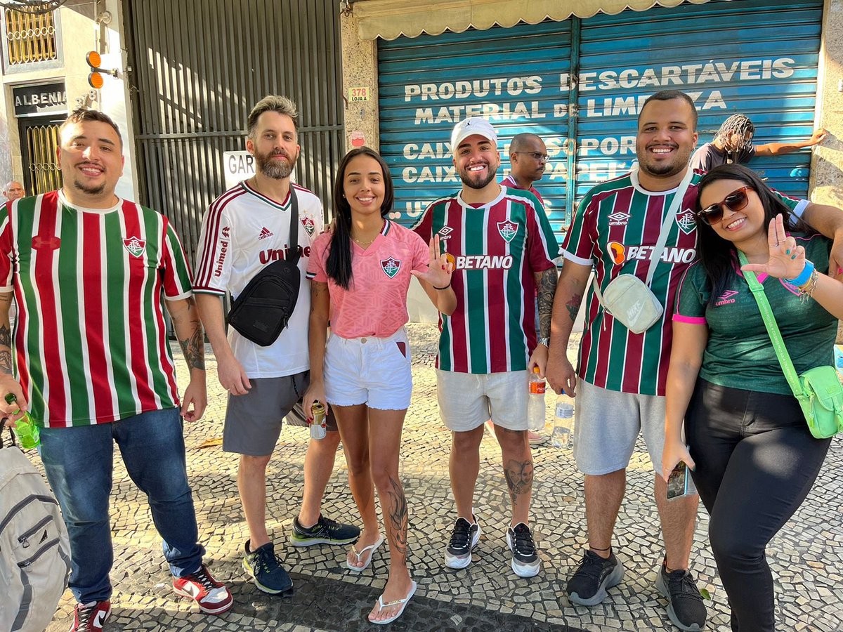 resenhadoffc's tweet photo. RESENHA FFC 🇭🇺
Presente em mais um jogo! https://t.co/Kj3IIuYYKO