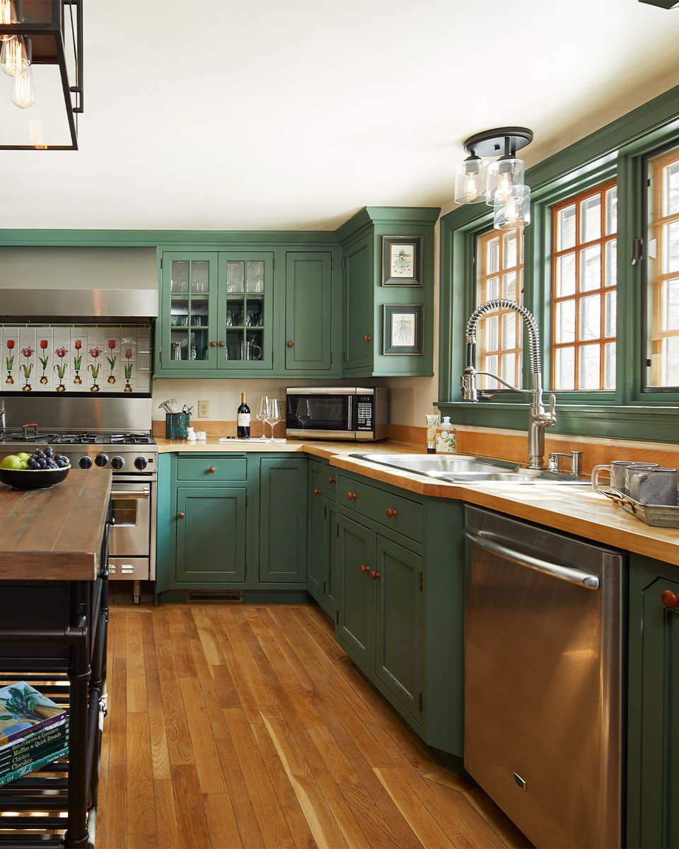 Did you know we have a collection of cozy cabins? They're stand-alone rentals with all the charm of a home and all the luxury you'd expect at The American Club. 

If you're dreaming of a Summer getaway, make sure to book your cabin now: khler.co/6019YDxgz