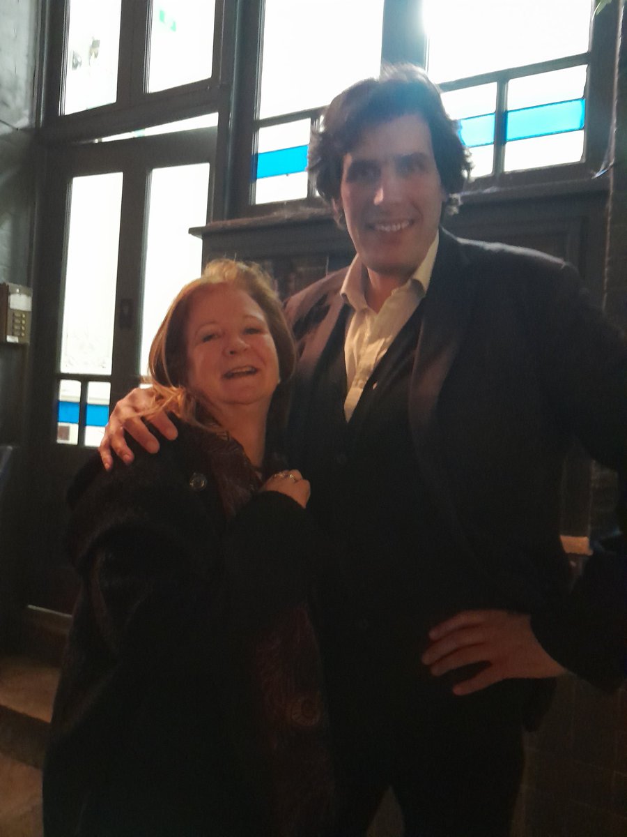 MrsShawHerself's tweet photo. A joyous theatre outing at Pentameters  @ShawSoc &amp; @OscarWildeUK to Neil Titley's marvellous play starring the wonderful @WillGovan1 as Oscar
BRAVO! Check out both societies for their vibrant outings and literary events. https://t.co/sHFt1ORzuo