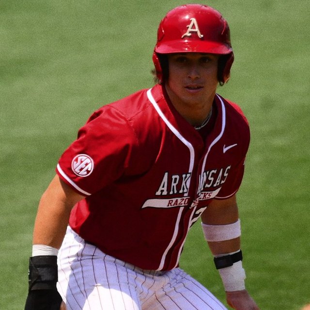 The No. 2 Razorbacks left 13 runners on base in a 6-3 loss against the No. 20 South Carolina Gamecocks in the first game of Saturday's doubleheader in Founders Park to even the weekend series. #WPS #Arkansas #Razorbacks (FREE): 247sports.com/college/arkans…