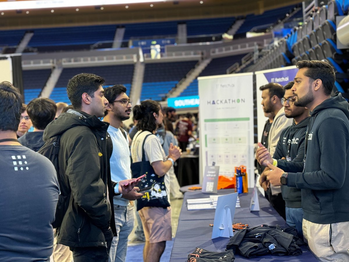 Fetch_ai's tweet photo. LA Hacks friend finder!! 🔍

Tell us! What's been your favorite project so far? Make a friend! Touch grass!

⬇️⬇️reply with your name and project⬇️⬇️
#LAhacks #FetchAI #UCLA https://t.co/M9RQNau0aF