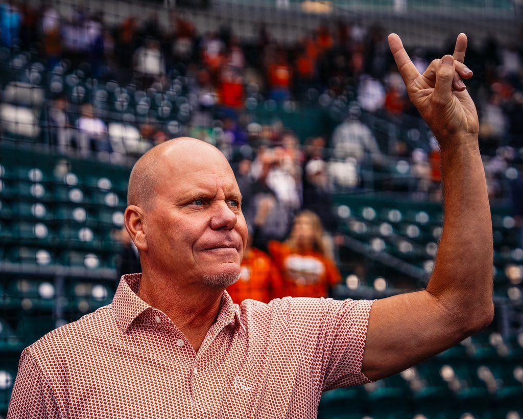 TexasBaseball's tweet photo. Honored to have Longhorn great @cookie42dennis in the building for another #traDISCHion Saturday! 

He’s still got it. #HookEm https://t.co/8CBzalRm9s