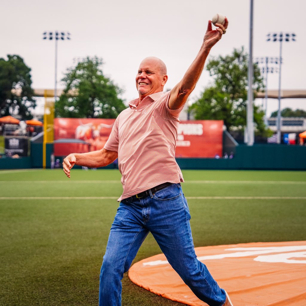 TexasBaseball tweet picture