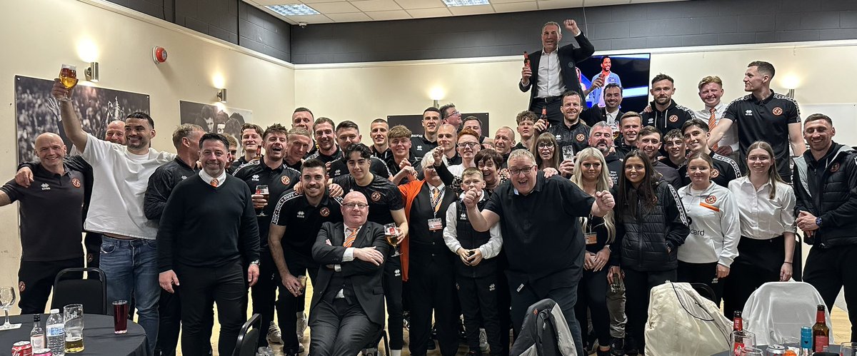 Love it .. United 🧡🖤<a href="/dundeeunitedfc/">Dundee United FC</a> <a href="/rickyaross/">Ricky Ross</a> <a href="/reallorraine/">Lorraine</a>