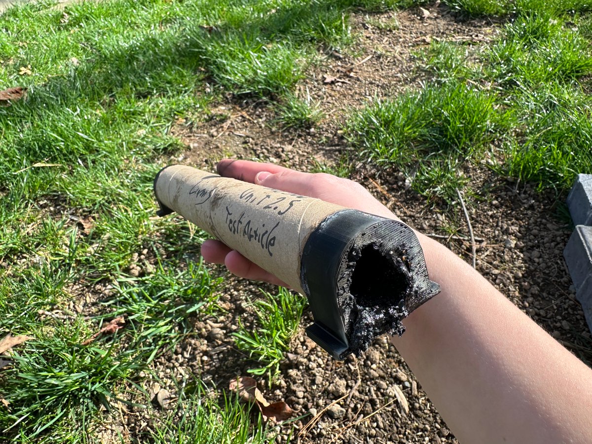 EmsRocketry's tweet photo. ⚠️ BIG NEWS!!! ⚠️
The hot fire test of Mile 360 Unit 2.5 was officially conducted earlier today instead of later this week as originally planned. The outcome: BIG SUCCESS!!!
Having completed this test fire of the rocket paves the way towards our upcoming flight with Unit 3! https://t.co/HbXdlJeiWz