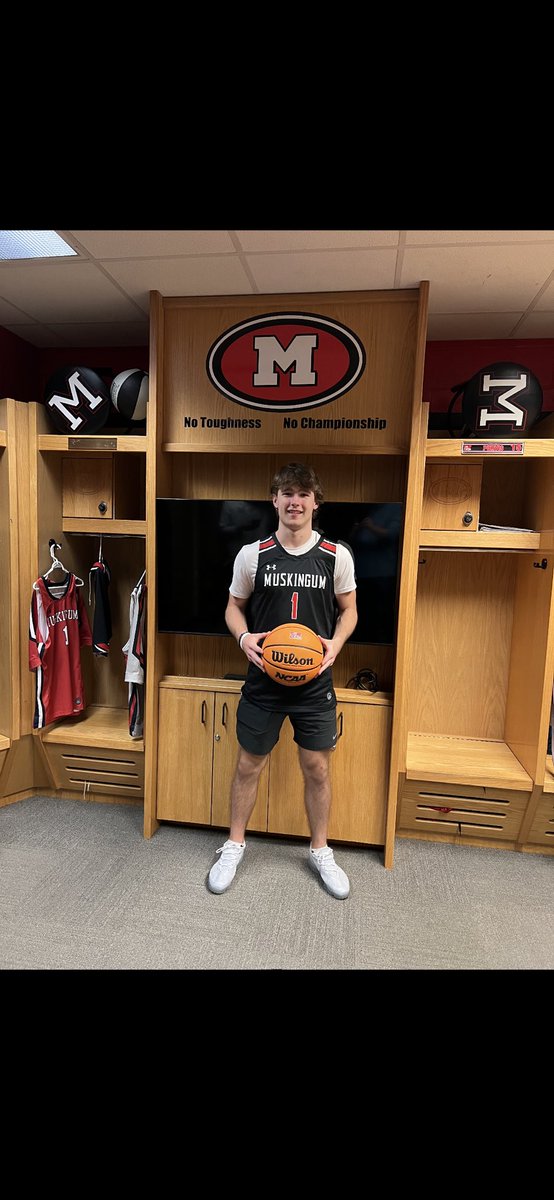 Blessed to receive an offer from Muskingum University ! Thank you to the entire coaching staff for the opportunity and for a great visit ! @CoachWahle @worrell_lucas @Dave_Hilliard1