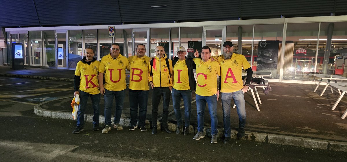 Pastor06842720's tweet photo. Kto ma klucze do padoku? Kto zamyka bramę bo wychodzi ostatni?
#Kubica #WEC #6HImola #Ferrari83
Wyczekanie 🥶 https://t.co/mGdo1lkW4Q