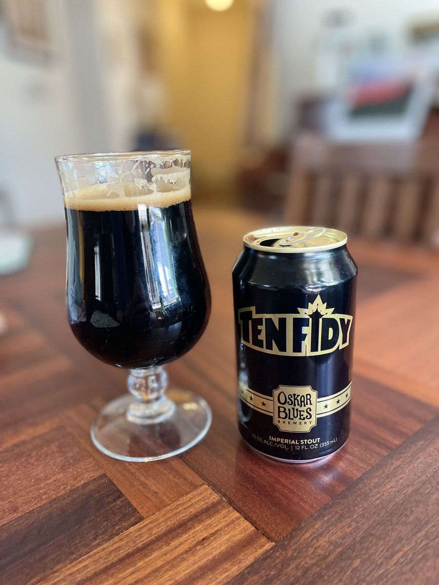 Ten FIDY, a great and proper 10.5% Imperial Stout by Oskar Blues on this beautiful Spring #Stouturday
