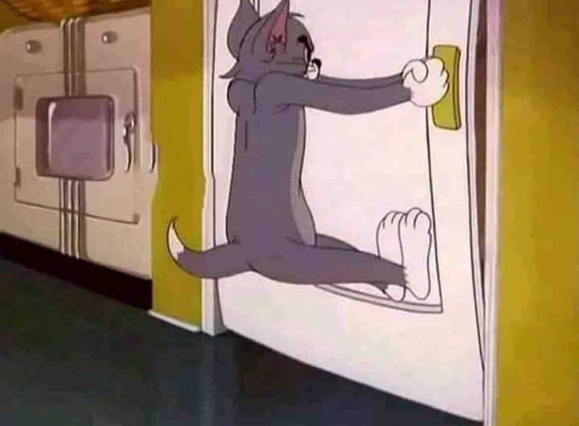 Guarromantico_'s tweet photo. Letrero en la puerta: “Empuje”

Yo: https://t.co/313LB0KC0l