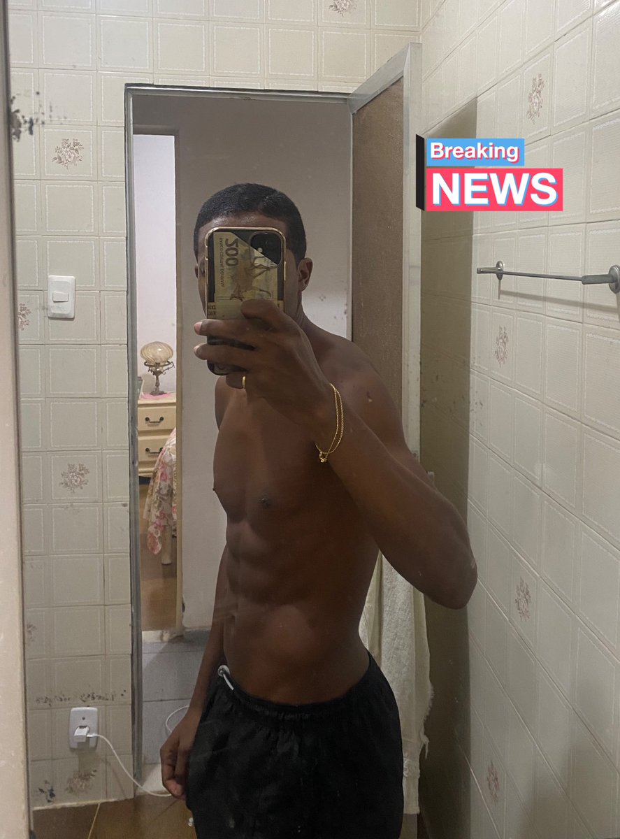 crvk23's tweet photo. trem caro 🥋💸🍀👨🏾‍🏫 https://t.co/vLVhOoam8T