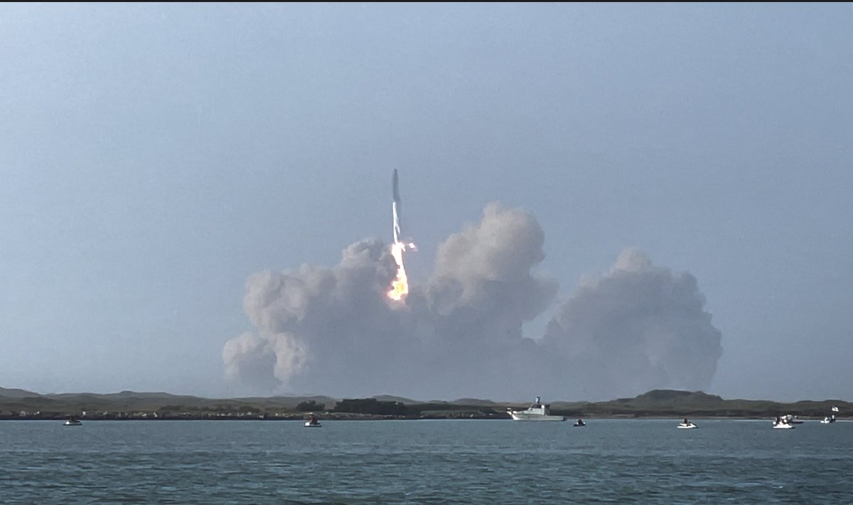 StingerNSW's tweet photo. OTD 1 Year ago we witnessed the world's most powerful rocket launch for the first time, an epic day 🚀
@mikoske @rocketbird_79 @TechieTex
#SpaceX #IFT1 #Starship #Starbase
https://t.co/x5jsxRBM3s https://t.co/tH1obpjP9N