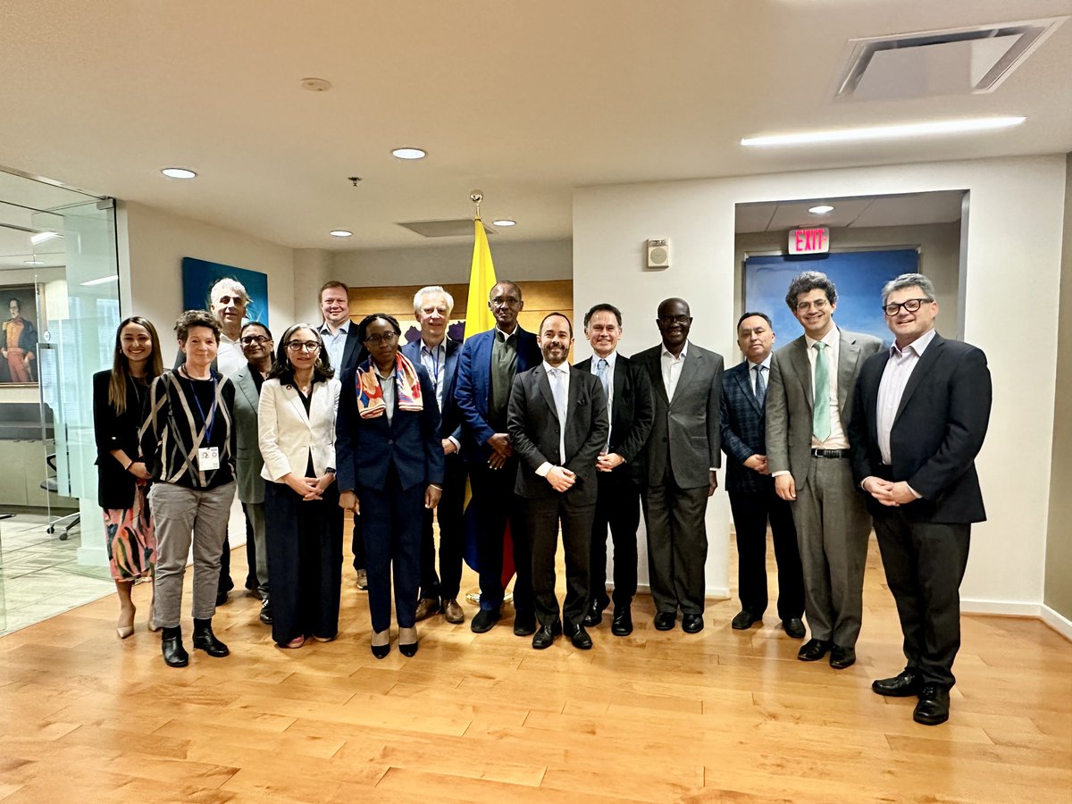 ColombiaEmbUSA's tweet photo. 🌟 After months of diligent preparation and thanks to the committed support of the governments of Germany, France, Ireland and @CIFFchild We've gathered a distinguished cohort of global experts led by co-chairs @SongweVera and @MoritzKraemerDr, with support from stellar research institutions serving as our secretariat. @BMZ_Bund @ClimateEnvoyKe