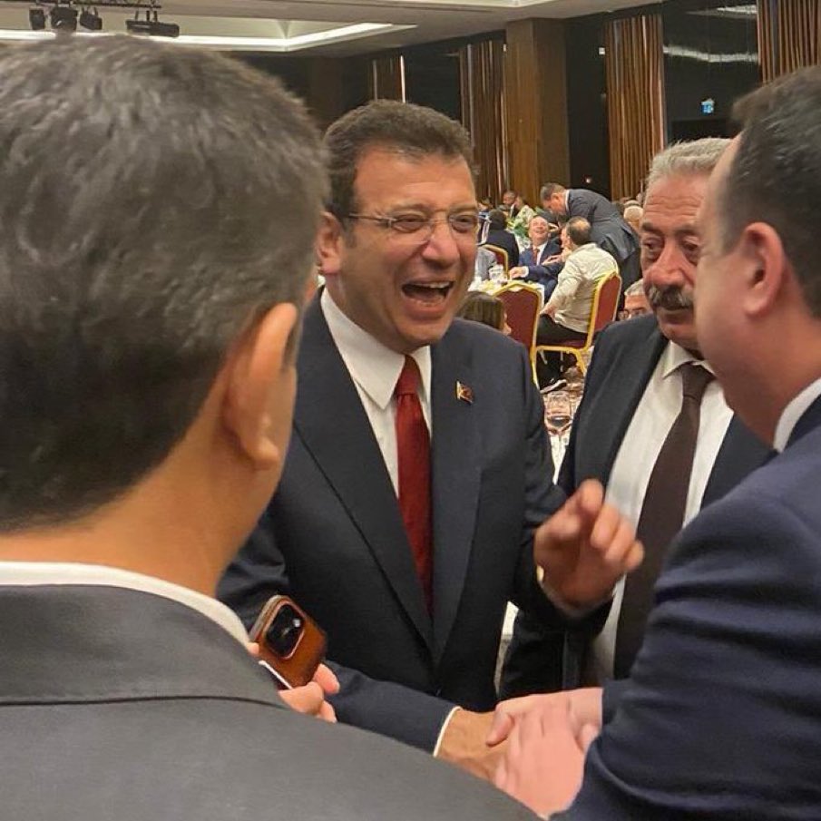 Sn. Ekrem İmamoğlu, Emeklilerimize 10’ar BİN TL pazar desteği ve 9’ar BİN TL’de kira desteği vereceğiz demişti!!!

Seçim biteli 3 hafta oldu!!!

Destek alan emeklimiz varsa yoruma yazabilir mi???