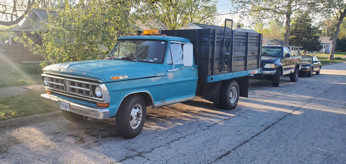 Springy11311482's tweet image. Got it all cleaned up for tomorrow&apos;s car show near me