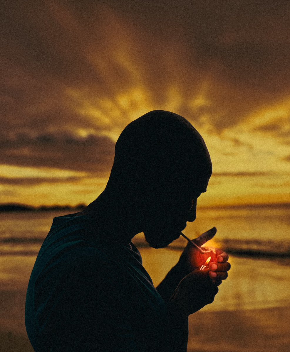 Samorij's tweet image. It’s 4/20 so.. inhale dem ya