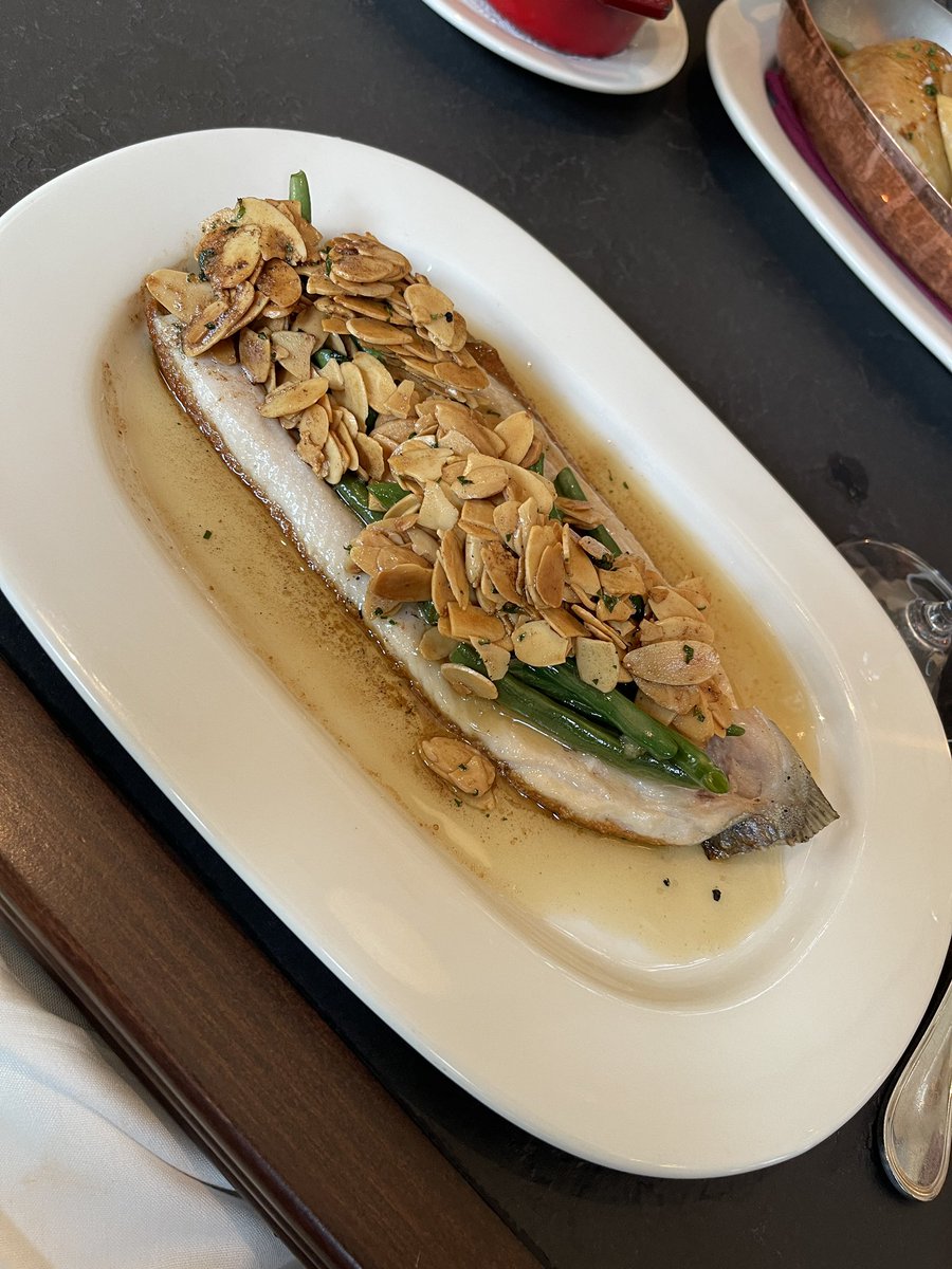 TrimpeChristine's tweet photo. Here is my deviation from #BBBCdE but still Keto friendly. Trout Almandine at Le Supreme Detroit. The brown butter makes it extra special 🤤
Truly, my new fave restaurant in downtown ❤️ Happy Anniversary to us. https://t.co/orgewdblrE