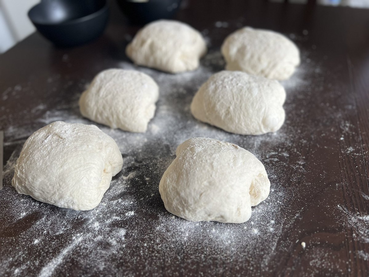 nichtszusehenn's tweet image. Something Sourdough is loading…

#خمیرترش
#Sourdough
#23Cafe
#RealBread