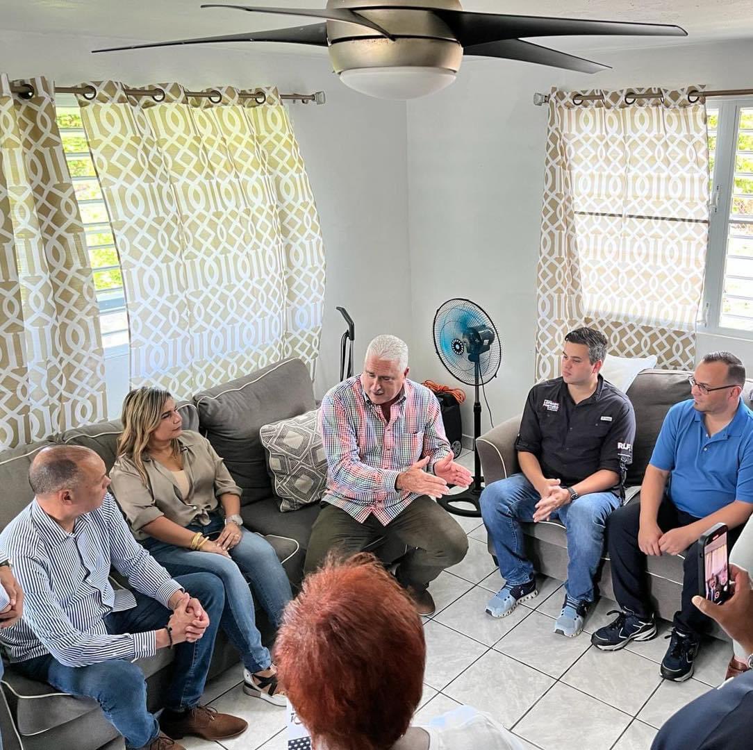 Ayer en Carolina junto a nuestra Senadora Marissita Jiménez . Gracias a todos los que nos recibieron en sus casas. ¡Vamos a ganar en grande! Estaban los candidatos al Senado por Acumulación: Marcos Fabian Gonzalez , Dr. Carlos Rodríguez Mateo y Ángel Toledo López. 🌴🌴🌴