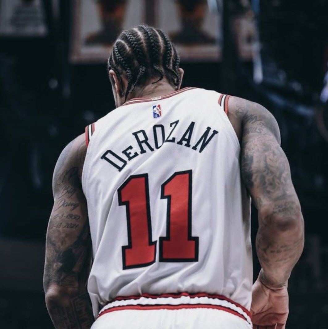 Bullsfans's tweet photo. The #Bulls have offered DeMar DeRozan approximately a $80 Million contract for two years, per @KCJHoop.

DeRozan is wants a longer-term deal, per KC Johnson. https://t.co/QXMGqJJD2Y
