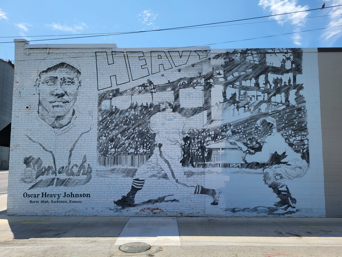 @LILFBaseball @nlbmprez We found Oscar Johnson's awesome mural in Atchison, Kansas, last summer.