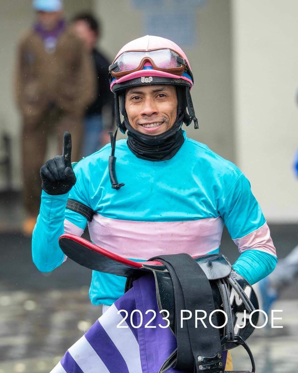 Manuel Franco won 4 of his 5 mounts today at Aqueduct, including the Danger's Hour Stakes aboard SPIRIT OF ST LOUIS. He has won 11 of his last 22 mounts. 📸 Pro Joe @jockeyfranco