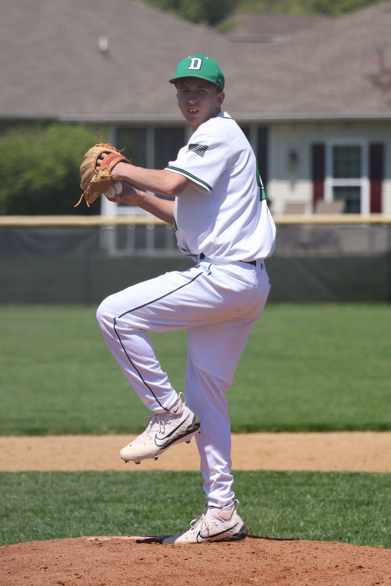 Tough game against ELCO today giving the Indians their first loss in section play. They came from behind in the 4th to tie the game 5-5 but lost the lead in the 6th in a 7-5 defeat. <a href="/_evanniehaua9/">Evan Niehaus</a> led the team with 2H and <a href="/BaileyDevin14/">Devin Bailey</a> <a href="/JadenFels/">Jaden Fels</a> <a href="/ShaunDiBello/">Shaun DiBello</a> each drove in 1R.