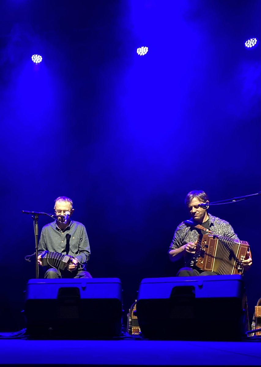 Mandy West tweet media