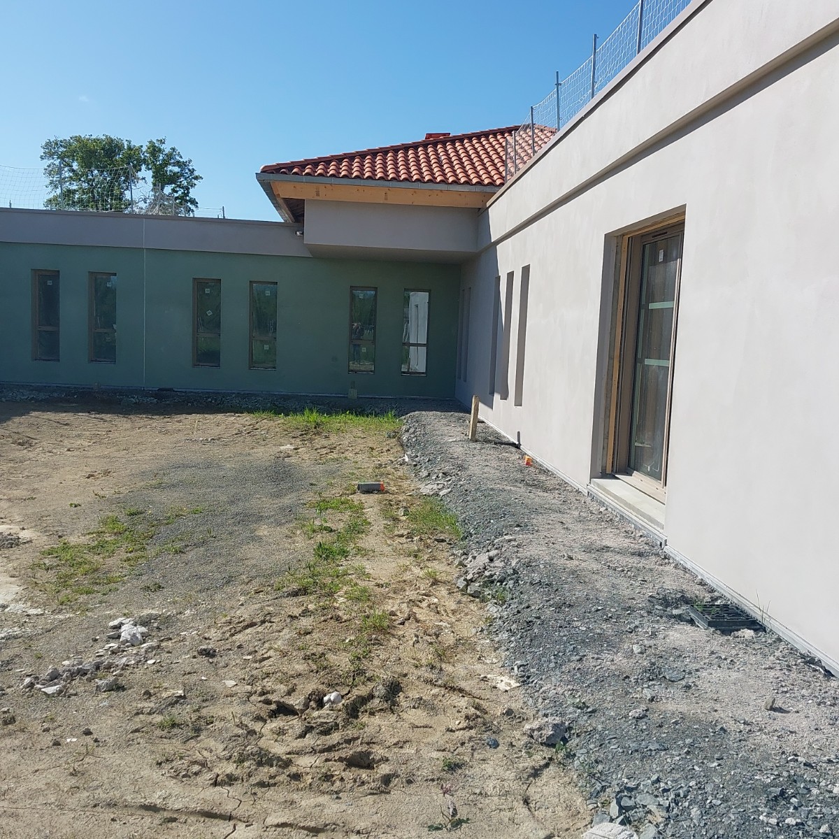 SERA2architects's tweet photo. Foyer de vie pour personnes en situation de Handicap. 
Travaux en cours. 
Ferme des Mauges ,
Lieu dit la Bastille.  
Sevremoine dép 49.
https://t.co/gOhhJdlWSS https://t.co/4yOl9PMT90