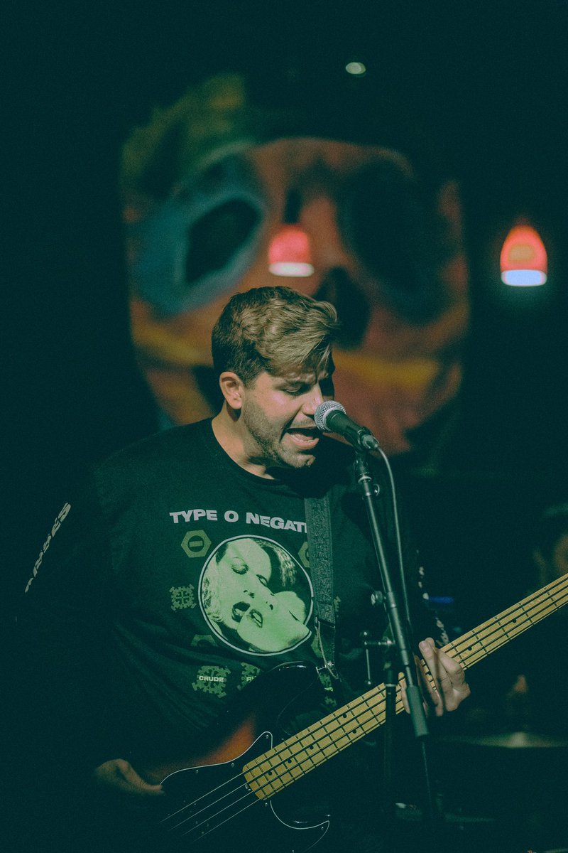 SUBVIOLET tweet media