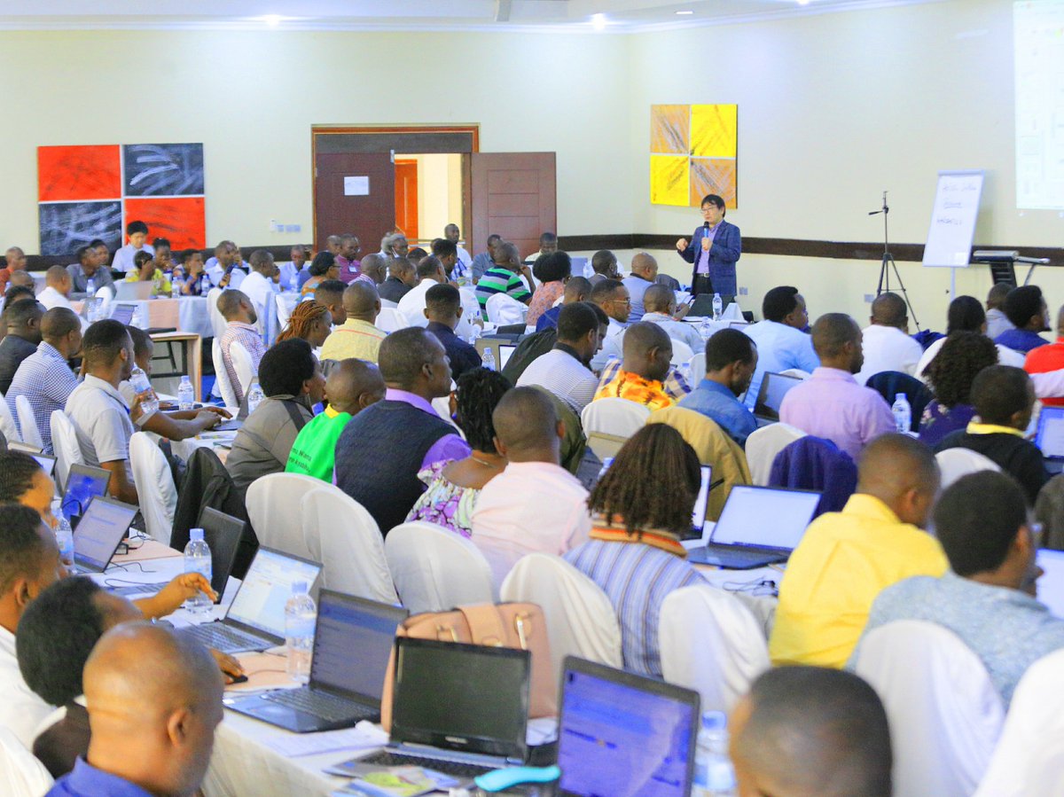 Rwanda Basic Education Board (@rebrwanda) on Twitter photo Speaking on behalf of DG REB, Mr. <a href="/KatoErisa1/">Kato Erisa</a> said: “Your high attendance, active participation reflect the motivation and need to learn, interact & share knowledge and skills to improve teaching and learning process with the use of ICT." <a href="/mbanelson/">Mbarushimana Nelson,PhD</a> <a href="/Rwanda_PRISM/">REB PRISM Project</a> Speaking on behalf of DG REB, Mr. <a href="/KatoErisa1/">Kato Erisa</a> said: “Your high attendance, active participation reflect the motivation and need to learn, interact & share knowledge and skills to improve teaching and learning process with the use of ICT." <a href="/mbanelson/">Mbarushimana Nelson,PhD</a> <a href="/Rwanda_PRISM/">REB PRISM Project</a>