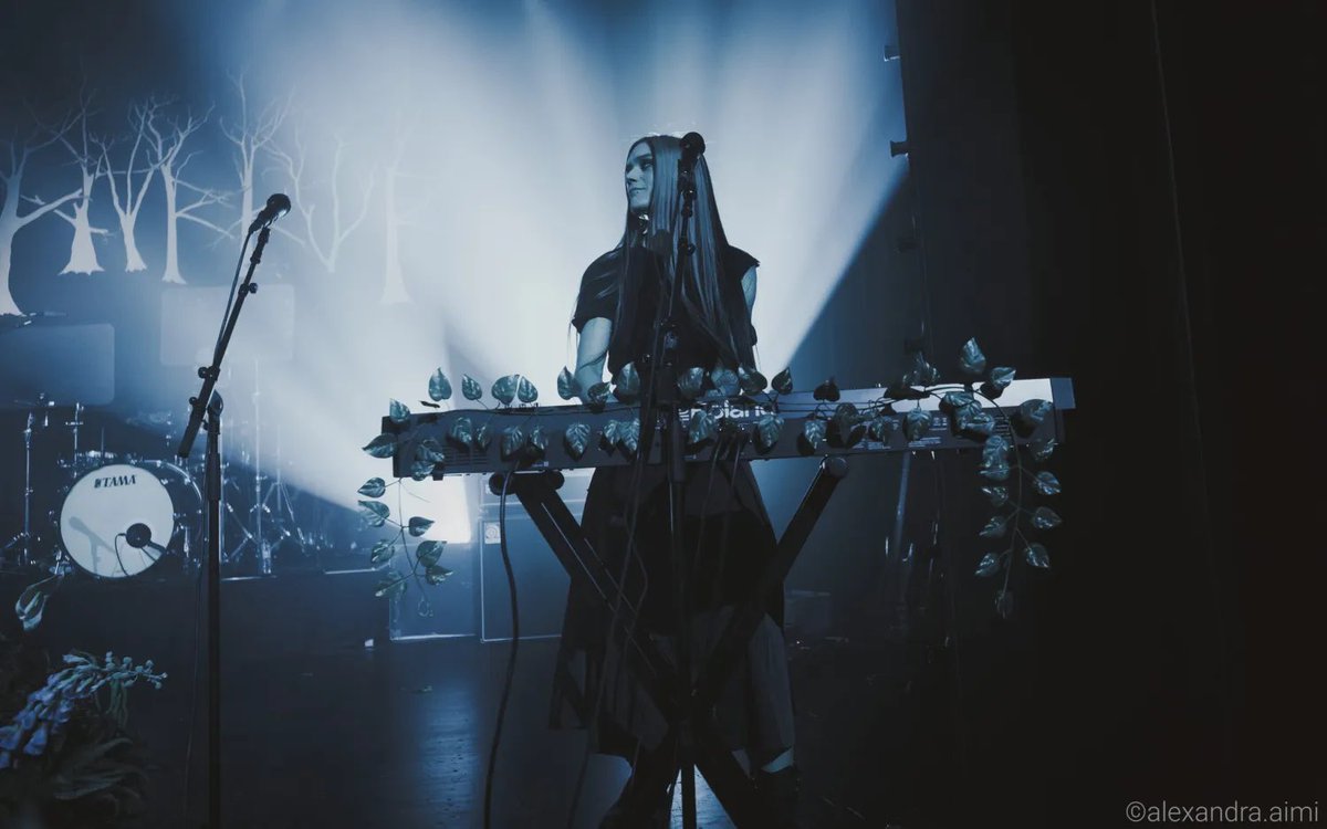 Maja Shining (@majashining) on Twitter photo Poznan was a wonderful and intimate show 🤍❤️
Tonight we close off the Spine tour in Dresden 🇩🇪
.
📷: Alexandra Aimi for <a href="/TuonelaMagazine/">Tuonela Magazine</a> #Myrkur Poznan was a wonderful and intimate show 🤍❤️
Tonight we close off the Spine tour in Dresden 🇩🇪
.
📷: Alexandra Aimi for <a href="/TuonelaMagazine/">Tuonela Magazine</a> #Myrkur
