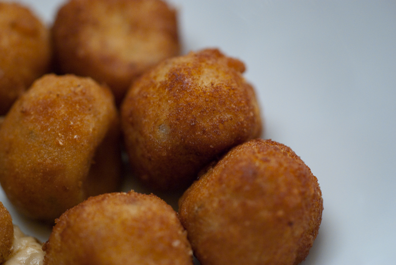 3CatInfo's tweet photo. Alerta alimentària per unes croquetes congelades de Bonpreu, Eroski i Alteza https://t.co/RbYXMkLyaz https://t.co/8XMNhtoMnJ