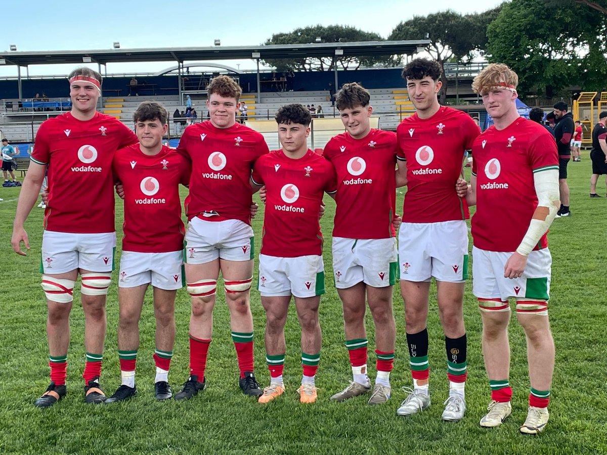 🏴󠁧󠁢󠁷󠁬󠁳󠁿 Congratulations to Scarlets Ollie Close, Ellis Payne, Osian Williams, Lucca Setaro, Iori Badham, Elis Price and Alex Ridgeway, who represented Wales U19s in Italy this afternoon Llongyfarchiadau i’r saith Scarlet a gynrychiolodd Cymru D19 yn yr Eidal heddiw #nextgeneration