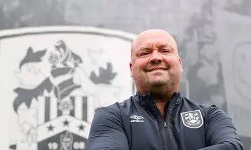 Get this prick out of our club im sure he would be cheap to get rid of just pay him off in vouchers for the all you can eat pizza hut buffet #htafc