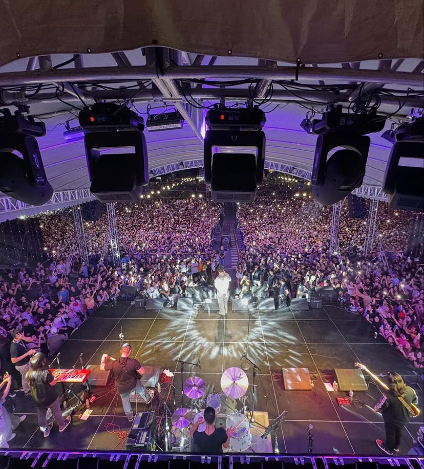 karloslabajo__'s tweet photo. Isa sa mga pinaka energetic at pinakamagandang crowd na nakasama namin this year! 

Orani, talagang nahulog ako sa inyo! Sobrang saya! Hanggang sa muli! 
❤️🐝🦴

Salamat sa mga kuya natin na medic dabest kayo ❤️ 

#arawngOrani https://t.co/3z7NkntJEa