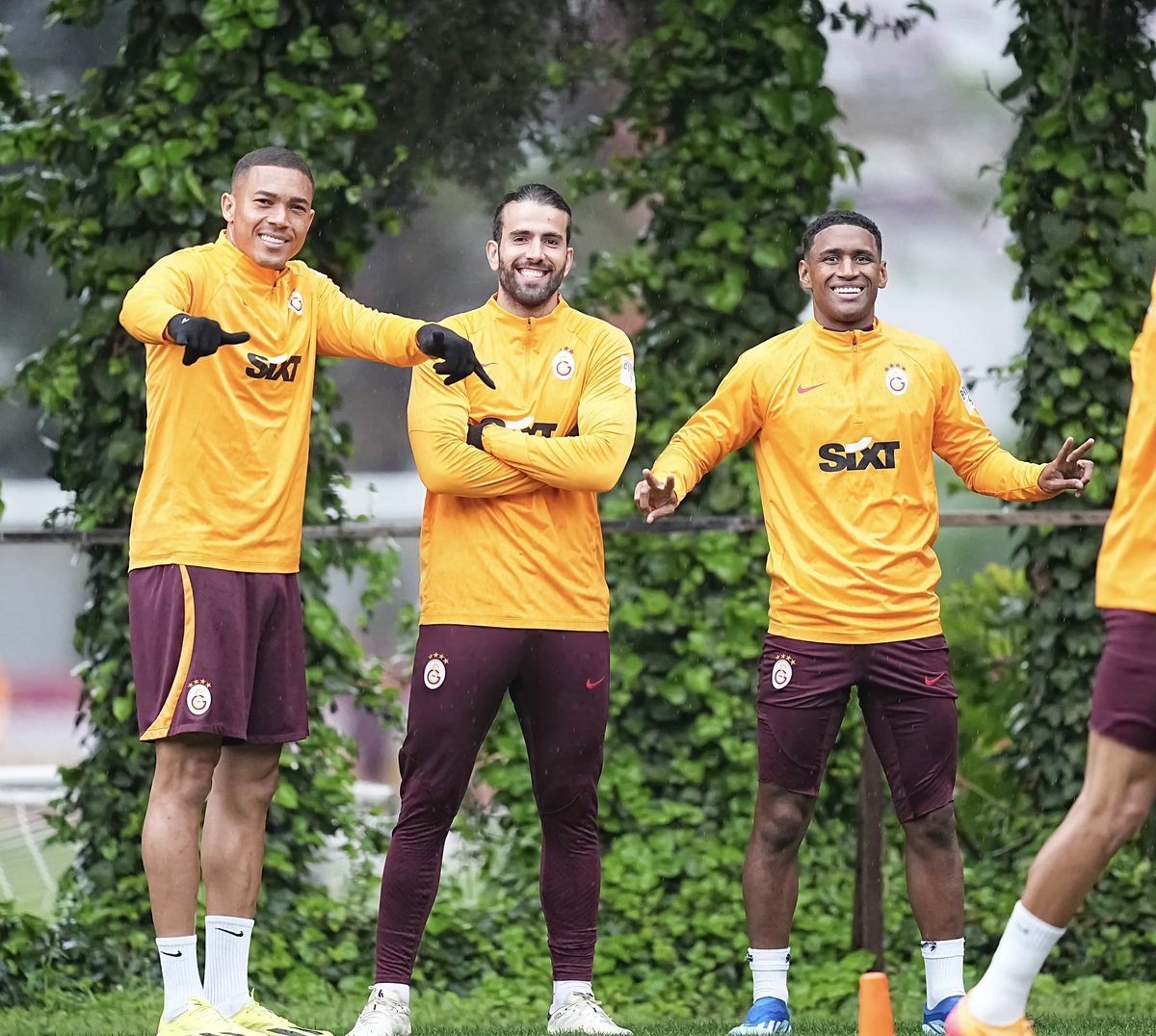 GalatasaraySK tweet picture