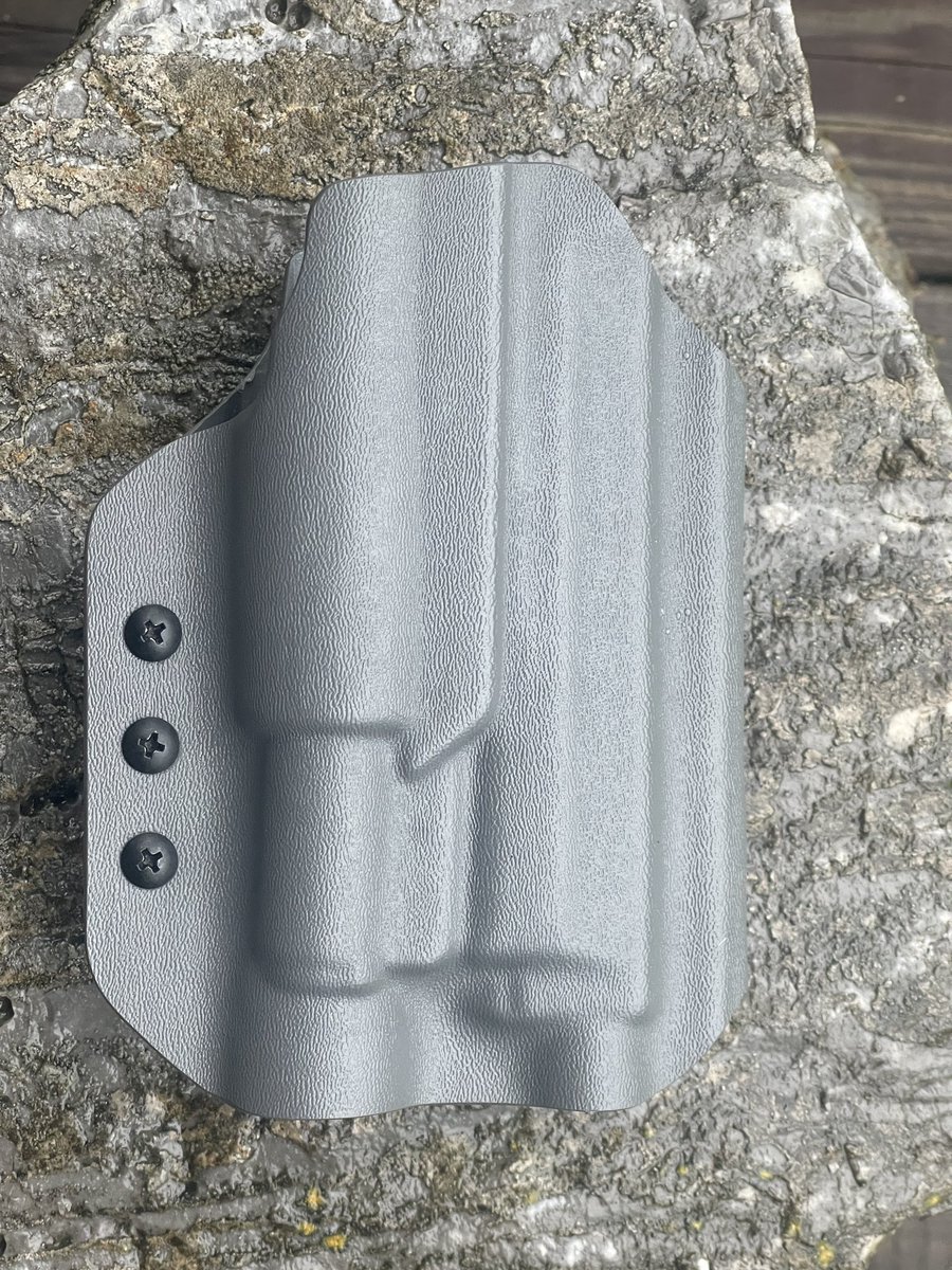 Check out this holster for the Canik TP9SA w/ Olight PL-3 in gunmetal grey. Only 2day left for the sale ends Sunday!
#canik #gunmetalgrey #opencarry #pewpewlifestyle #customkydexholsters #voodooarmoryholsters #picayune