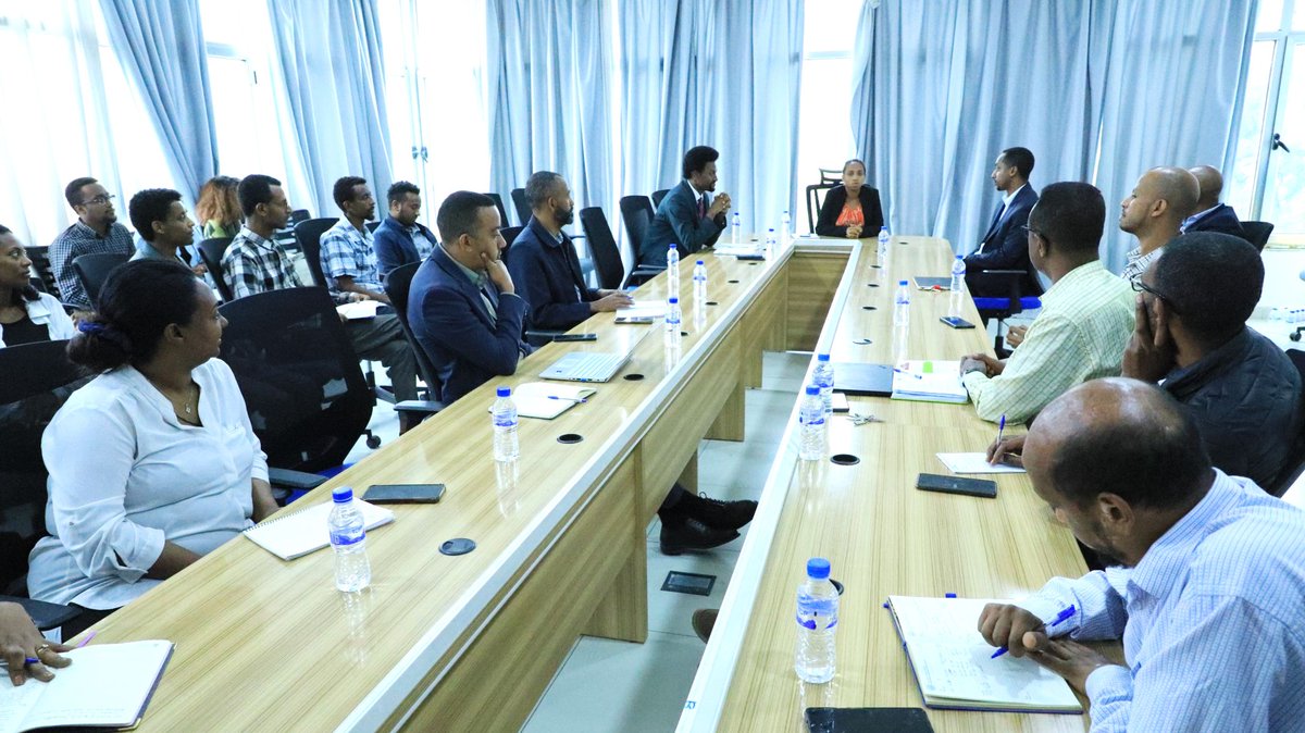 Led by H.E. Yodahe Zemichael, the Executive Director of National ID, Ethiopia's Investment Commission (EIC) held a seminar for its staff and management regarding 'Challenges and opportunities associated with cryptocurrency and cryptocurrency mining investments in Ethiopia...' 🇪🇹