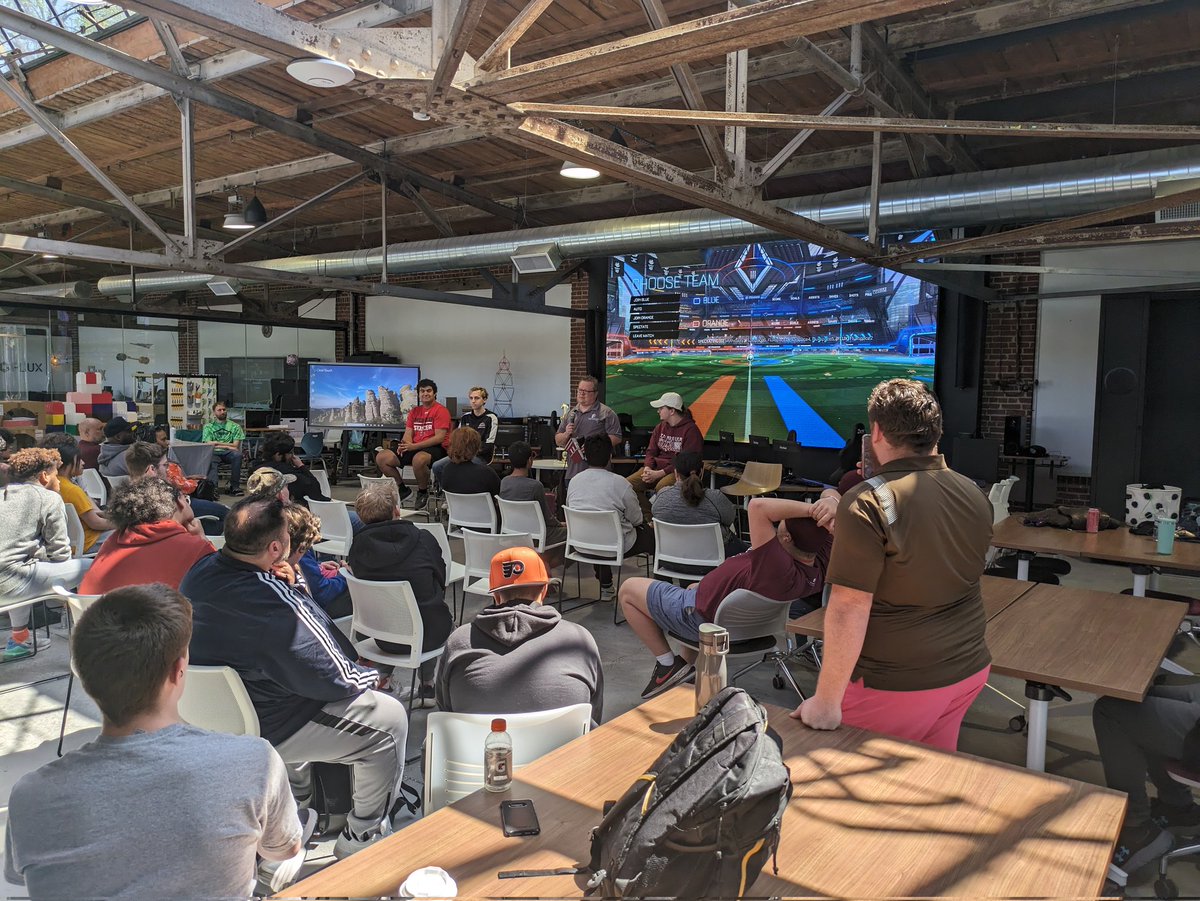 We had a fantastic Q+A panel with representatives from the colleges &amp; universities in attendance. Current student players &amp; faculty talked about their respective programs, and fielded questions from students &amp; guests in attendance! Special thanks to <a href="/FluxSpace_io/">Fluxspace</a> for hosting us!